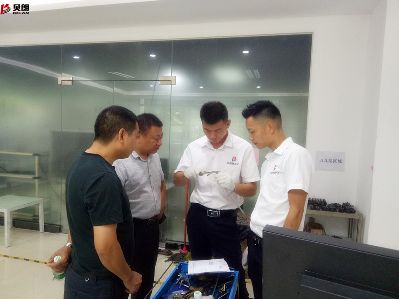 东莞客户参观贝朗智能全自动弯线机，连连称赞！