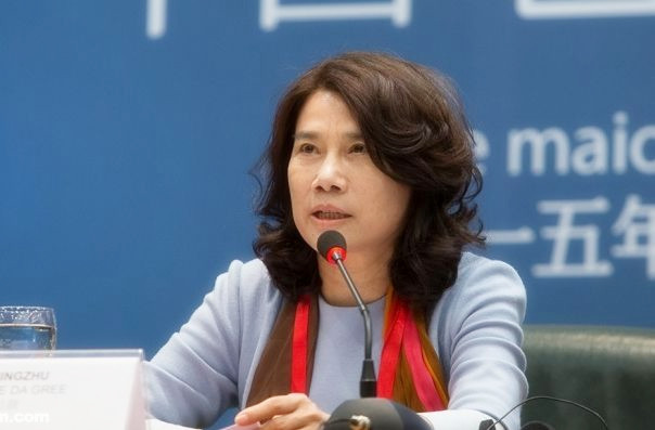 读《为何人在遇到困难时，没有人来雪中送炭》——之感想